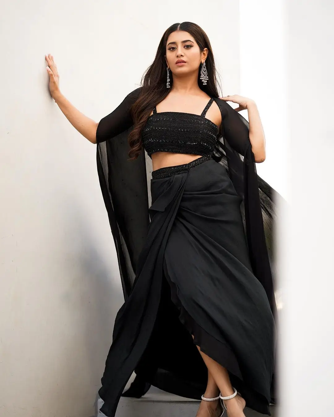 Telugu Girl Rashi Singh Stills in Black Lehenga Choli